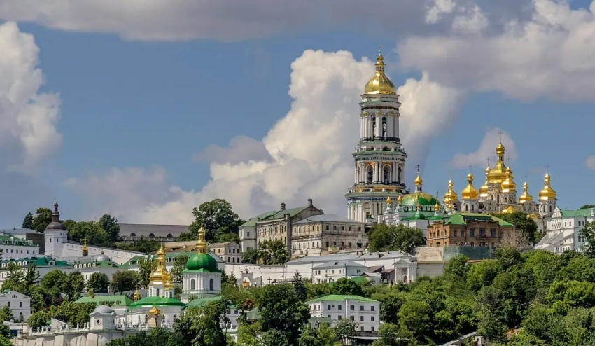 Украинская пресса: глава офиса Зеленского попытается убедить окружение Трампа в необходимости запрета УПЦ