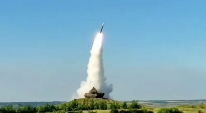 Расчёт ЗРК «Бук-М3» подловил на ошибке и сбил МиГ-29 ВС ВСУ на Красноармейском направлении