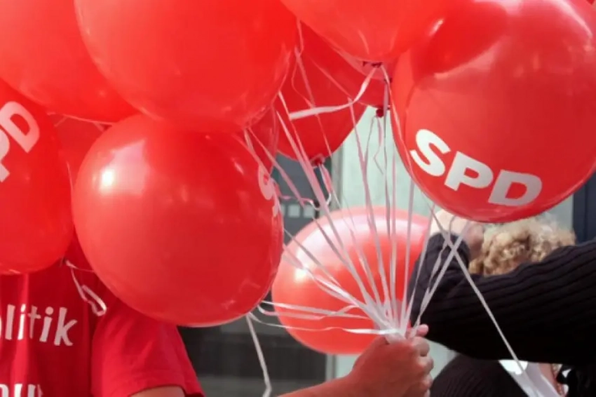 Немецкие социал-демократы потребовали возобновить диалог с Россией о мире и безопасности в Европе