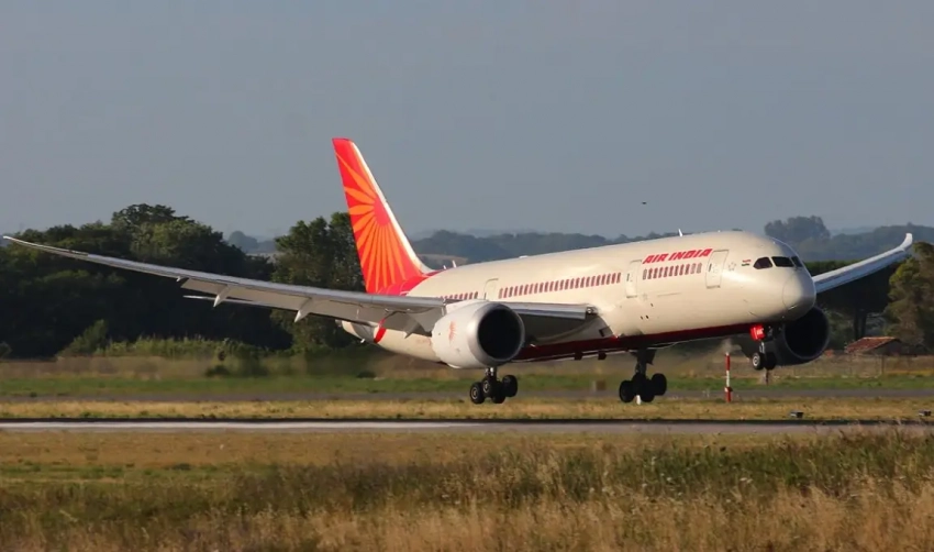 В Индии разбился авиалайнер Boeing 787 Dreamliner с 242 пассажирами на борту: первая катастрофа такого самолёта в истории компании