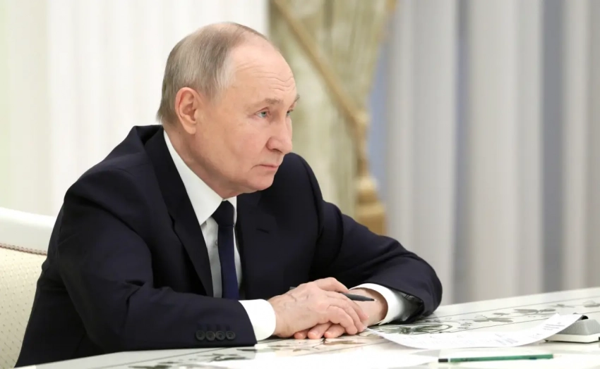 На фоне телефонного разговора Путина и Трампа стало известно, что США не станут наносить удары по Ирану