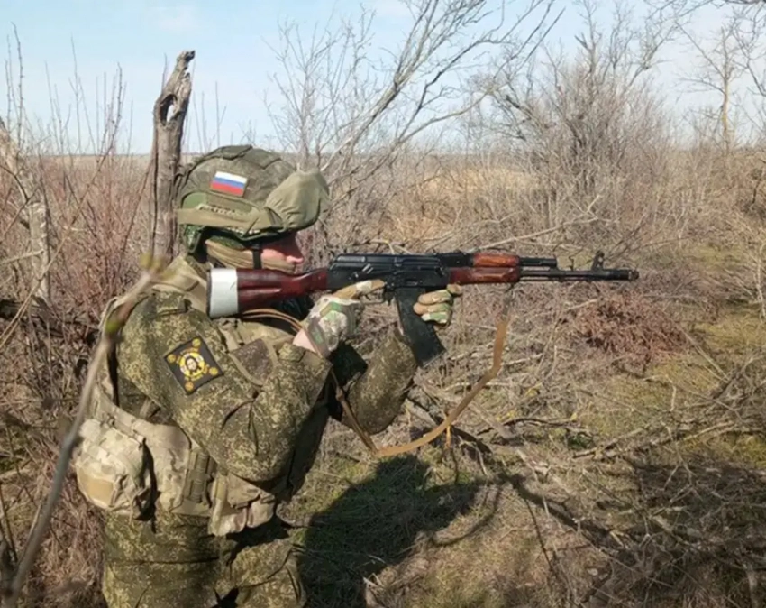 Российские войска с севера все ближе продвигаются к селу Хотень под Сумами