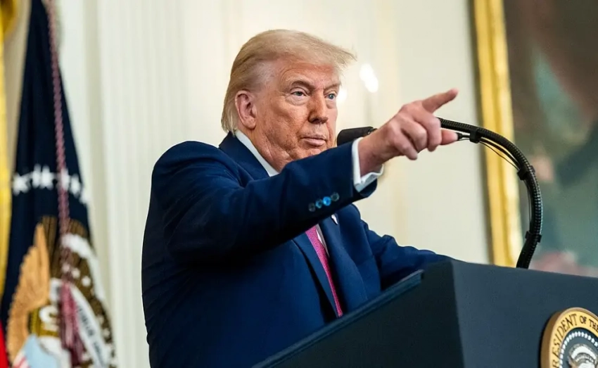 США прекращают все торговые переговоры с Канадой и уведомят Оттаву о новых пошлинах