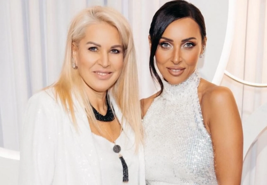 В белом платье, с подругами: Алсу отметила день рождения в статусе свободной женщины