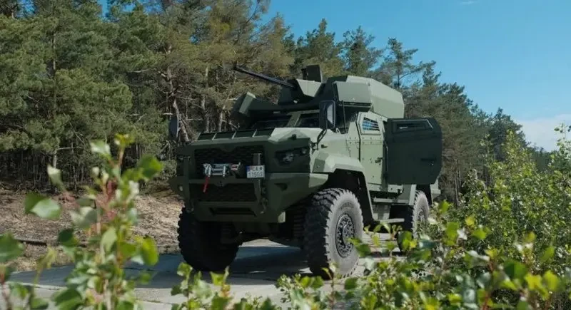 «Возможен заказ на сотни машин»: на Украине проходят испытания словацкого противодронового бронеавтомобиля Wolf 25 AD