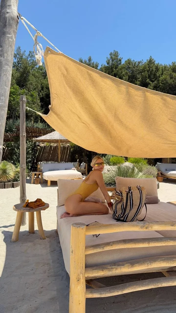 Понтеведра, Бодрум, Миконос: где и как отдыхают Виттория Черетти, Дженнифер Лопес, Елена Перминова и Юлия Ковальчук