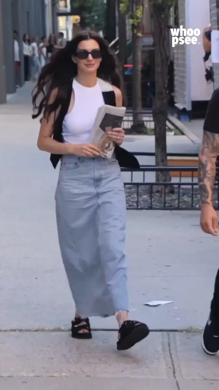 Энн Хэтэуэй показала первый кадр со съёмок сиквела фильма "Дьявол носит Prada"