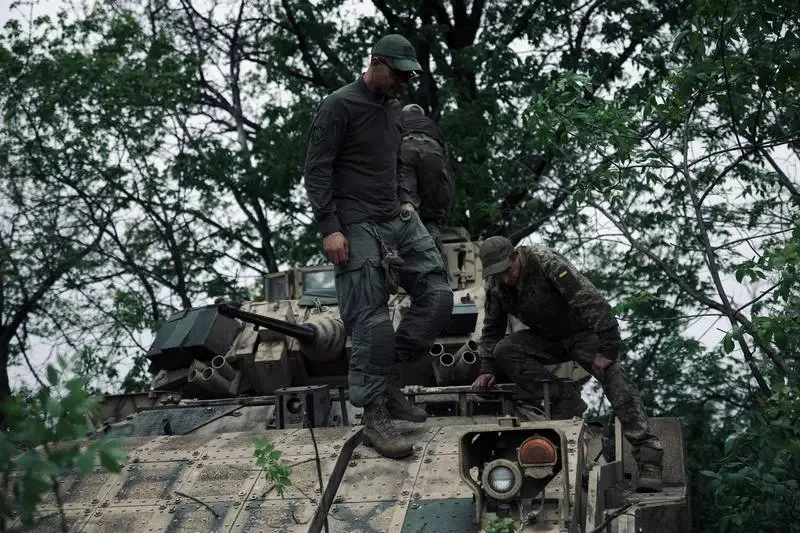 Госдеп США одобрил возможную поставку Украине запчастей и оборудования для ремонта БМП Bradley и ЗРК HAWK Phase III