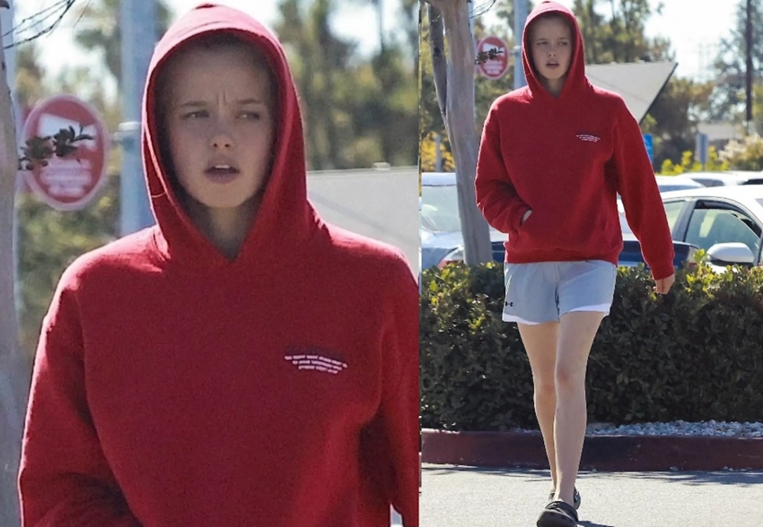 19-летнюю дочь Анджелины Джоли и Брэда Питта засняли в Лос-Анджелесе