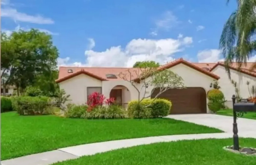 Там дроны ВС РФ не летают: семья министра обороны Украины живёт в своём доме во Флориде