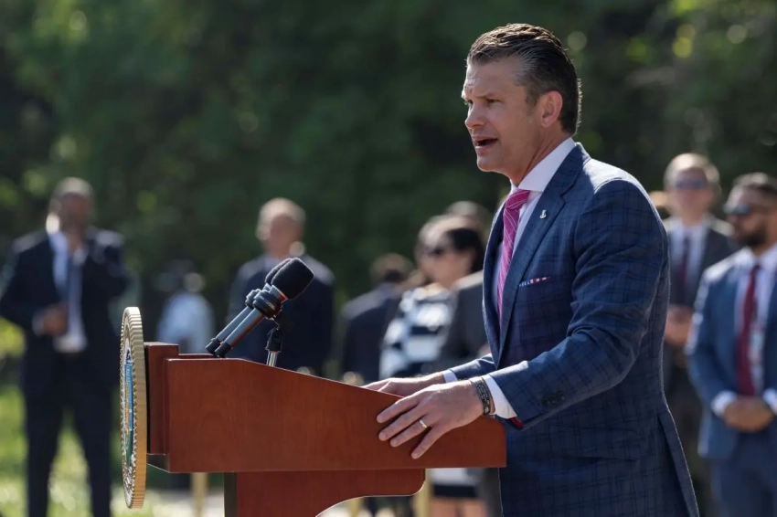 WSJ называет причину, по которой министр обороны США приостановил поставки оружия Украине