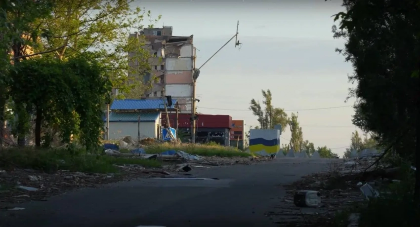 «ДРГшники устраивают засады на машины ВСУ» - украинские паблики сбились со счёта по числу ДРГ ВС РФ в Покровске