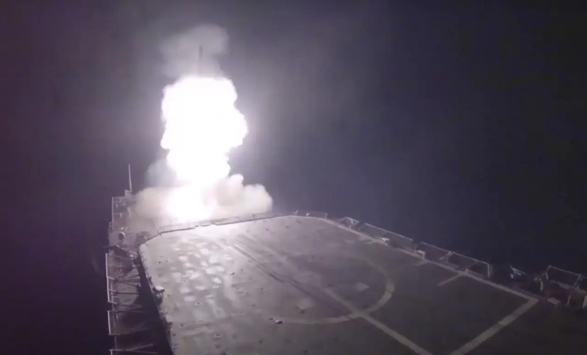 ВМС США испытали новую систему перезарядки ракетных установок непосредственно в море