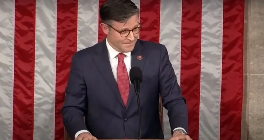 Спикер Палаты представителей США заявил, что Трамп восстановит мир на Украине «через силу»