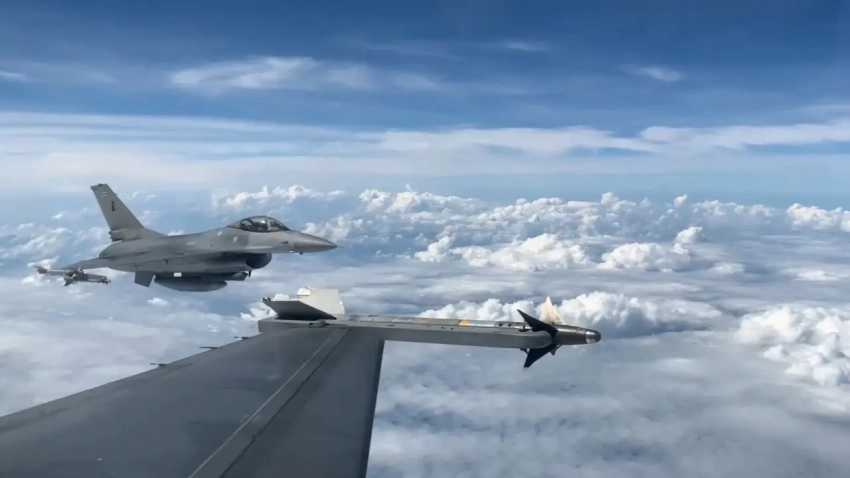 Опубликовано видео обломков истребителя F-16 ВВС Таиланда – утверждают ресурсы Камбоджи