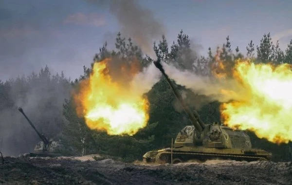 Юрий Подоляка в последней сводке от 08.08.2025 сообщил о том, что ВС РФ наступают восточнее Мирнограда