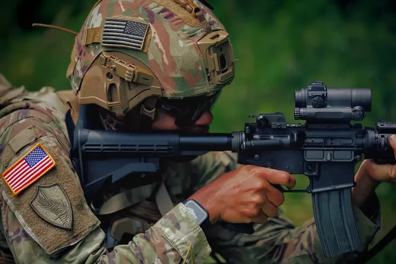 Чернокожие главы городских администраций критикуют планы Трампа ввести нацгвардейцев в города США