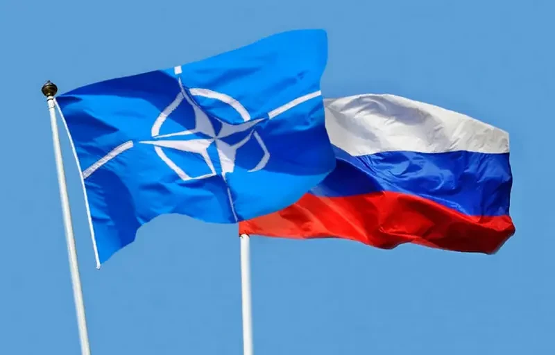 «Для достижения мира»: Трампу предложили принять Россию в НАТО