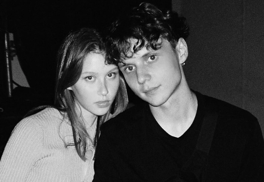 В сети появилось новое совместное фото Анны Пересильд и Вани Дмитриенко