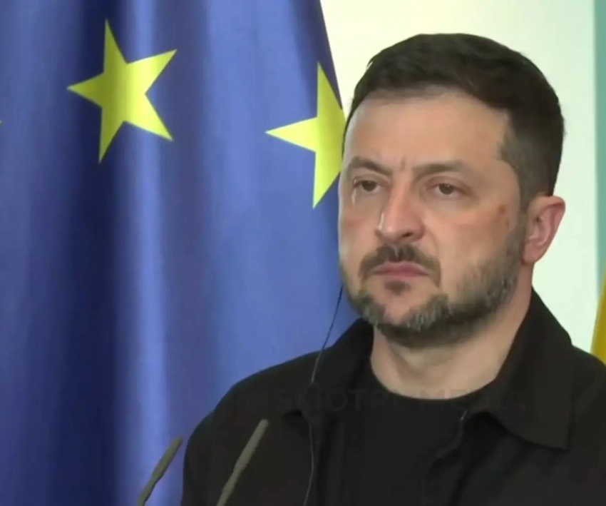 Зеленский в Германии: Украинская армия не покинет Донбасс