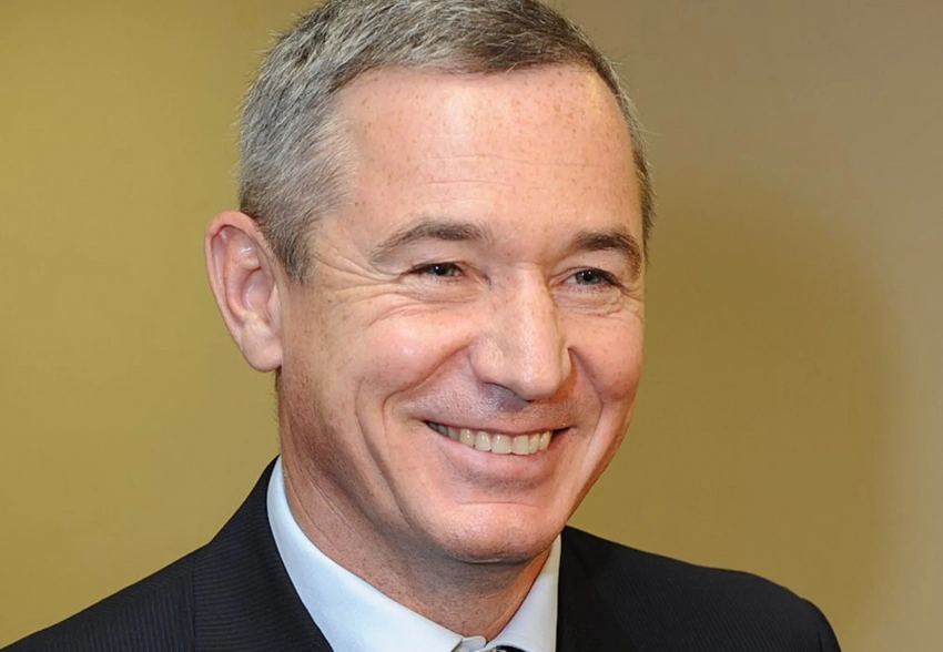 Миллиардер Игорь Макаров пожаловался, что вынужден летать на лоукостерах из-за санкций