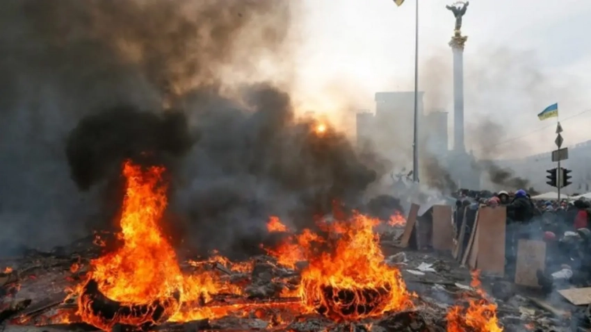 Кто «автор» самоуничтожения Украины. Большое вранье порождает большую кровь