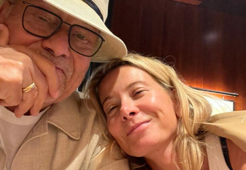 "Это не просто фотографии, это наша жизнь". Юлия Высоцкая опубликовала архивные снимки из фотосессии с Андреем Кончаловским