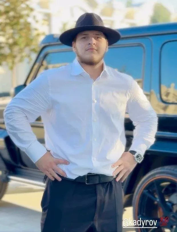 В сети обсуждают часы 17-летнего сына Рамзана Кадырова за полмиллиона долларов