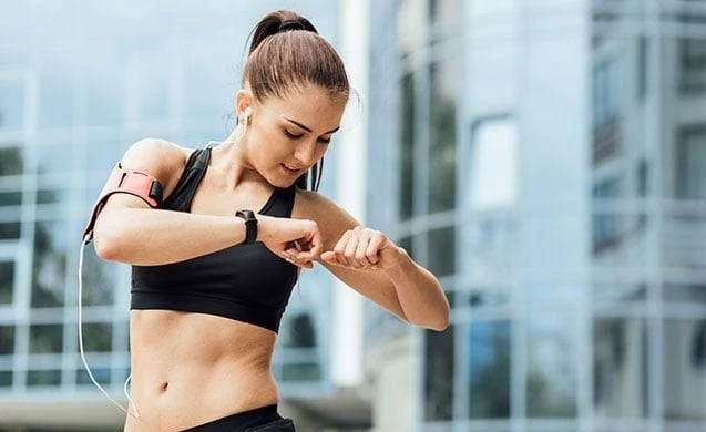 Зимнее кардио без беговой дорожки: советы, как тренироваться дома в холодные дни