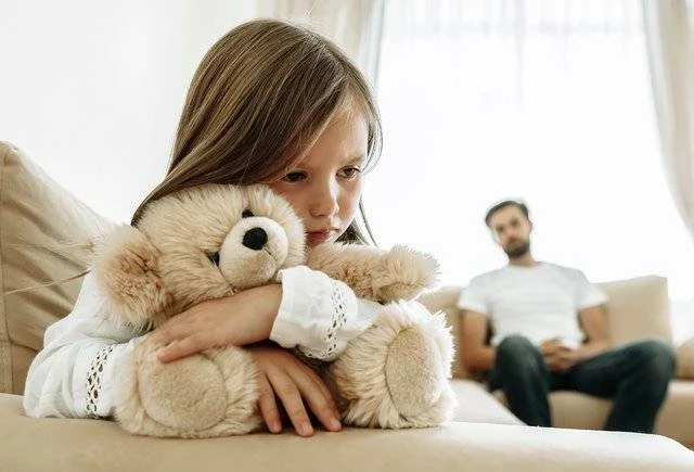 Психолог назвал 7 фраз, которые выдают токсичного отца и мужа