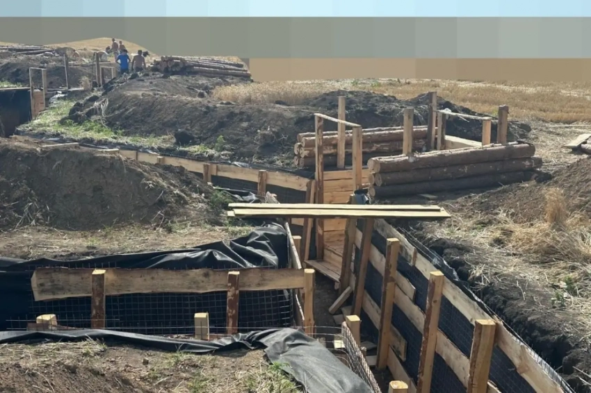 Декорации вместо укреплений: украинский нардеп сообщает о масштабных хищениях