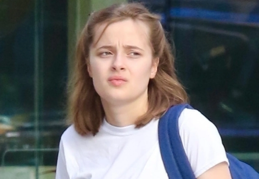 17-летнюю дочь Анджелины Джоли и Брэда Питта засняли в Нью-Йорке