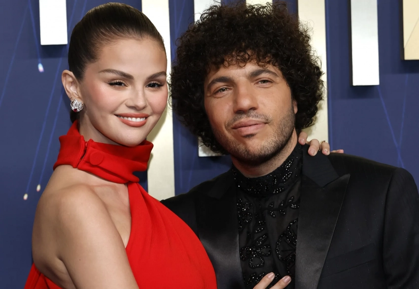 Селена Гомес вышла на красную дорожку "Эмми" с женихом Бенни Бланко