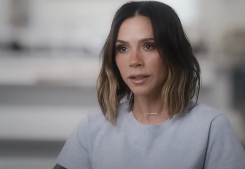 Виктория Бекхэм проигнорировала старшего сына в трейлере своего докфильма на фоне их конфликта