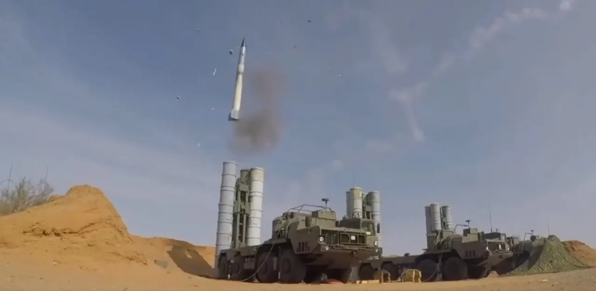 «Показал 100% эффективности»: роль С-400 «Триумф» в индо-пакистанском конфликте