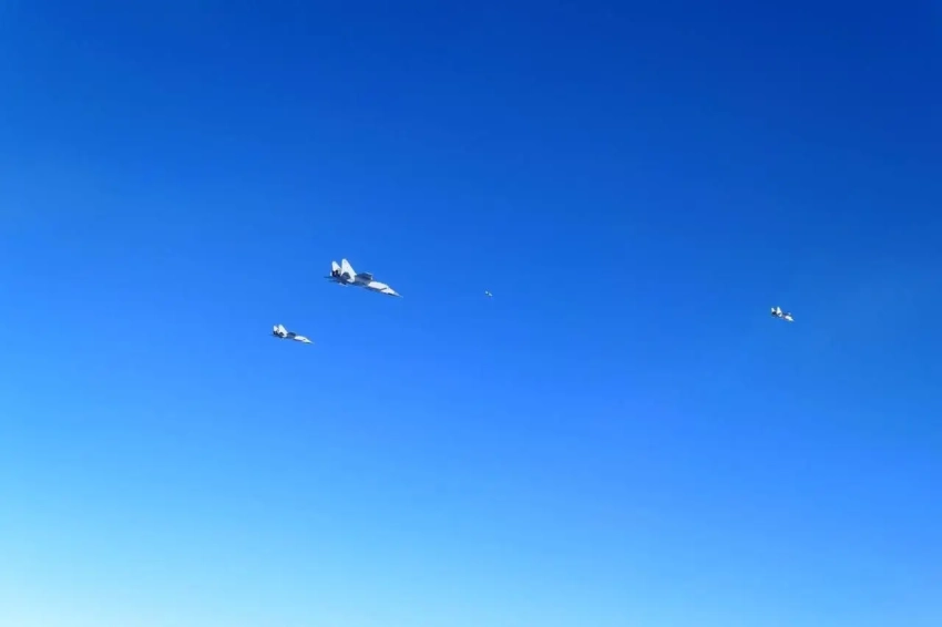 НАТО подняла истребители для «перехвата» российских самолётов у границы Латвии