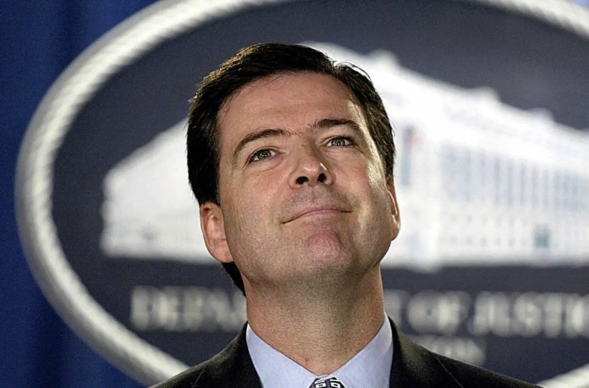 Впервые за долгие годы в США предъявлено обвинение экс-директору ФБР