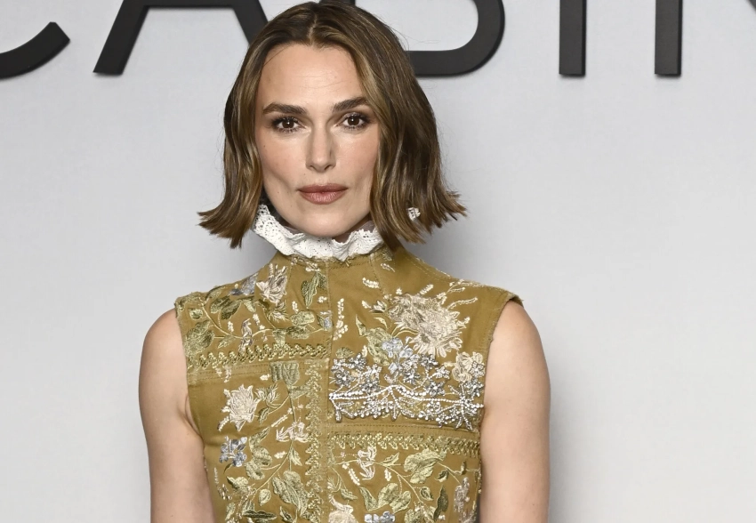 Кира Найтли появилась на премьере фильма "Женщины в каюте №10"