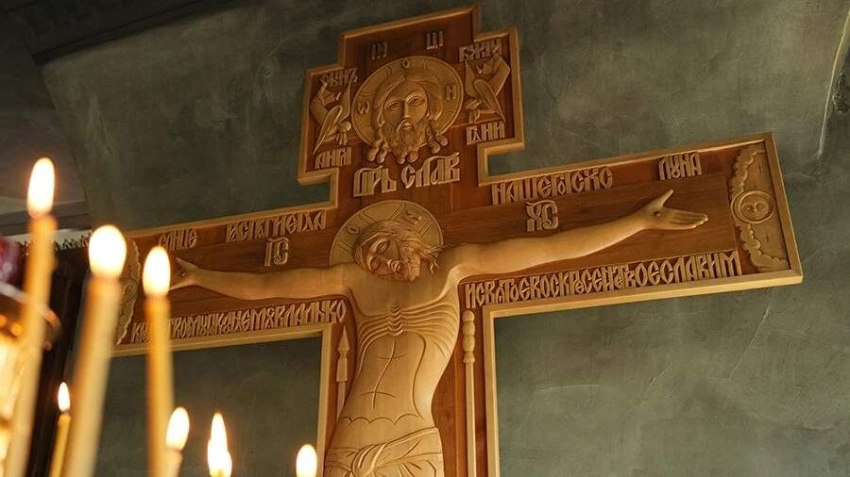 Глубинный смысл праздника Воздвижение Креста Господня 2025: что можно и нельзя делать