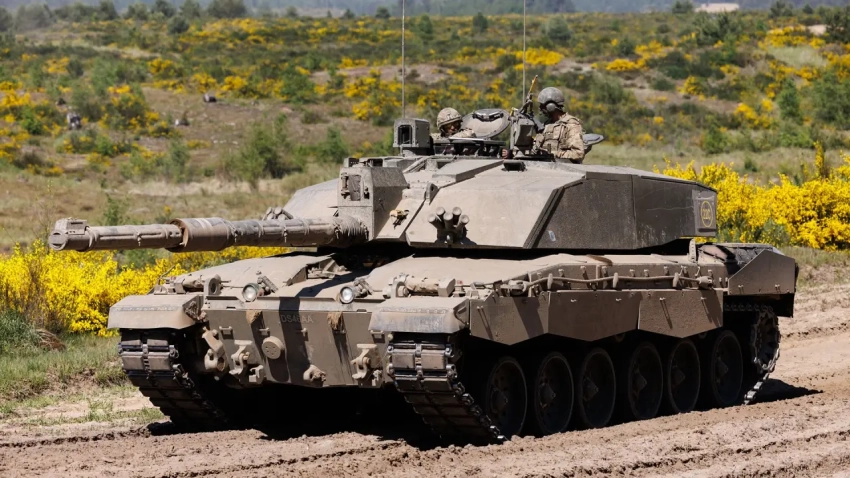 «Подобное случается часто»: «ошибочные стрельбы» в британский танк и спецназовца