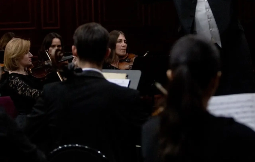 Продолжившийся в темноте после удара ВСУ концерт в Белгороде - символ мужества