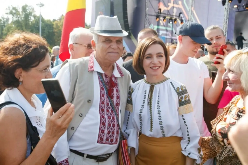 «Нарушений нет»: «Честные» выборы в Молдавии закончились победой партии Санду