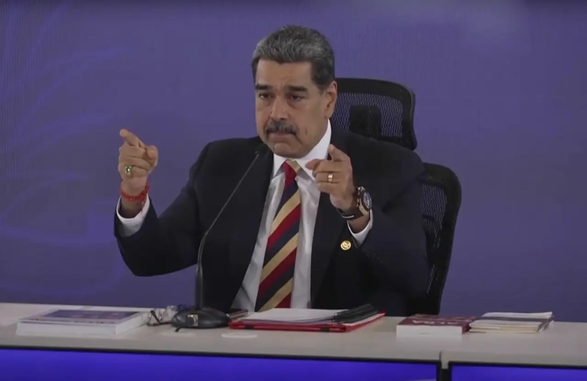 Оппозиция Мадуро обсуждает с администрацией Трампа его свержение