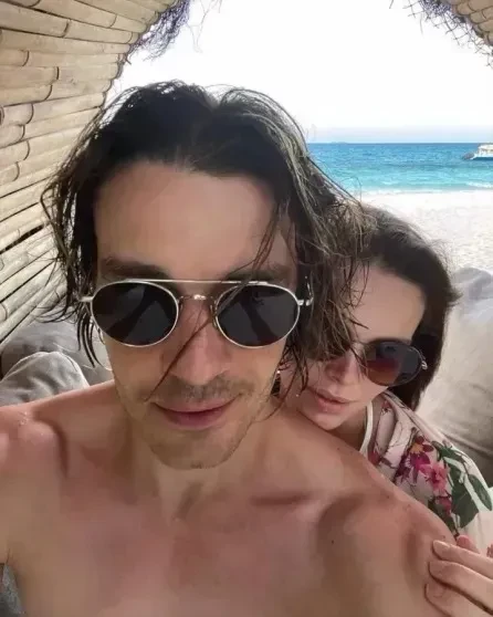 "Каждая женщина должна быть реализована как личность, а не только как мать". Елизавета Боярская рассказала о браке с Максимом Матвеевым, детях и старении