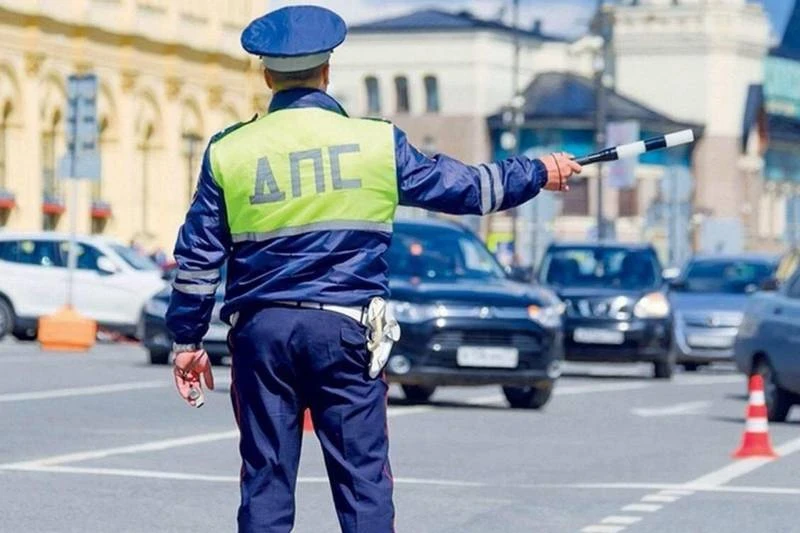 Штраф до 200 тысяч рублей: ГАИ проверит водителей на наличие ключевого документа