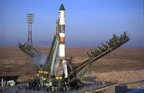 Какой праздник отмечают 4 октября 2025 года: от Дня космических войск до Международного дня улыбки отмечают в России