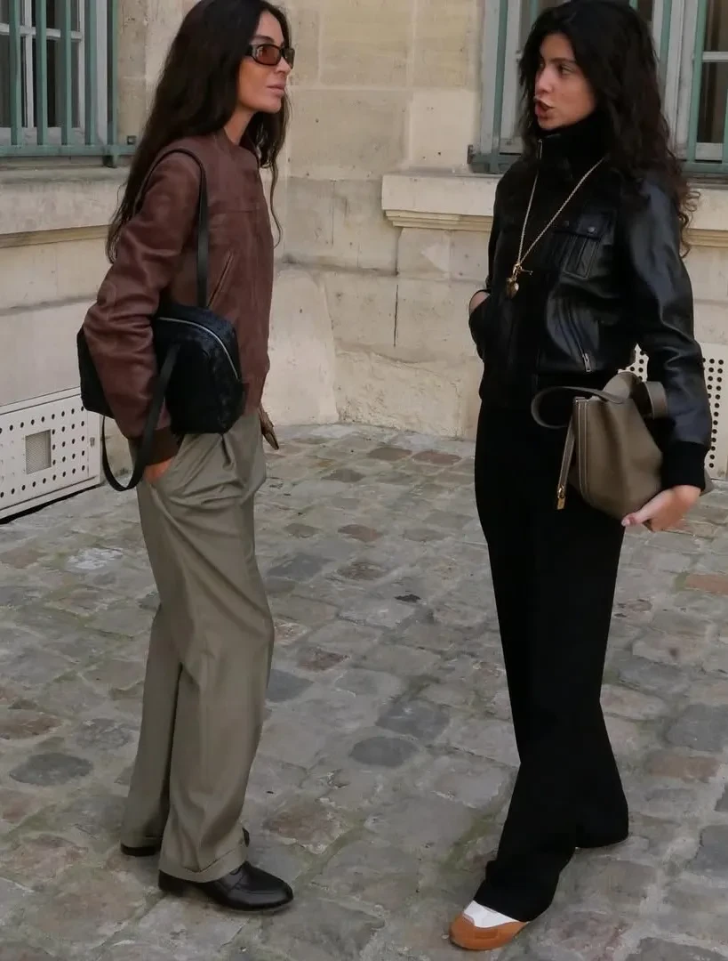 Ксения Собчак, Мария Миногарова, Наталья Максимова и племянник Андрея Григорьева-Апполонова встретились в Париже