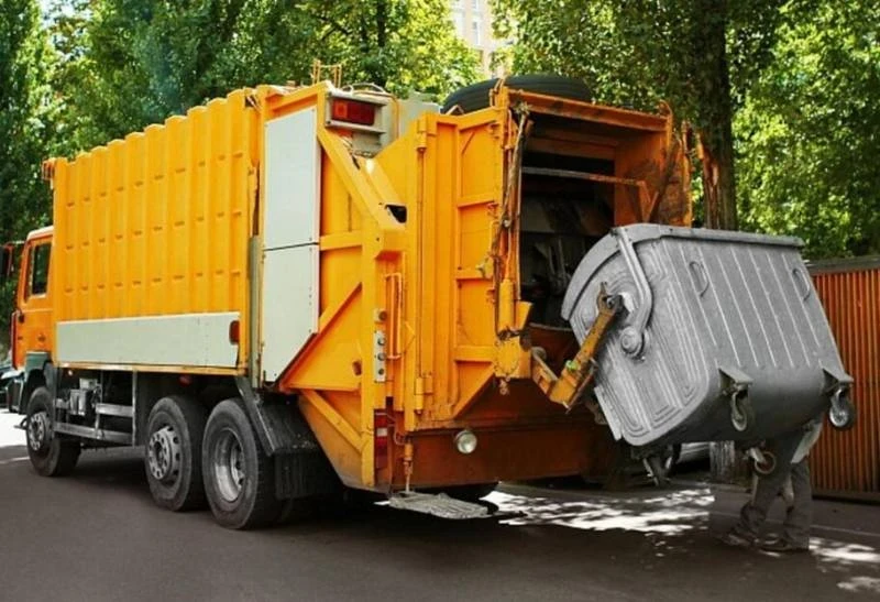 Мусорная реформа: тарифы на вывоз отходов в России могут увеличиться в десять раз