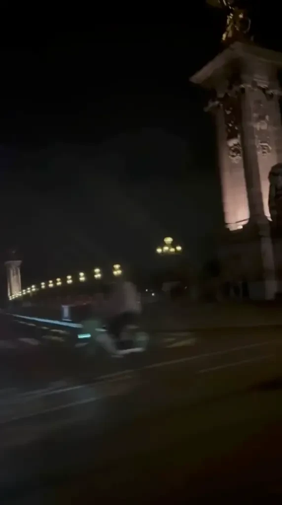 Меган Маркл раскритиковали за видео у места гибели принцессы Дианы