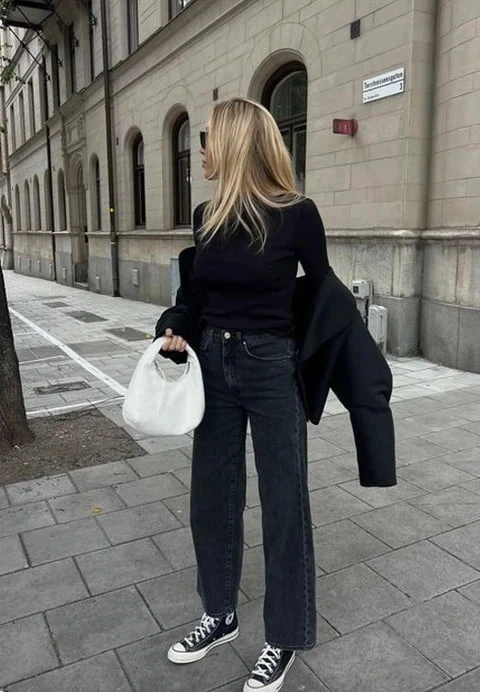 Три пары джинсов, которые решат все ваши стильные задачи этой осенью